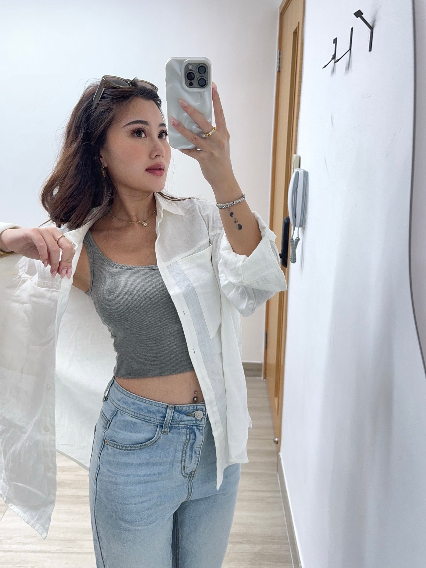 SS30 (Color: White ; Size: F)