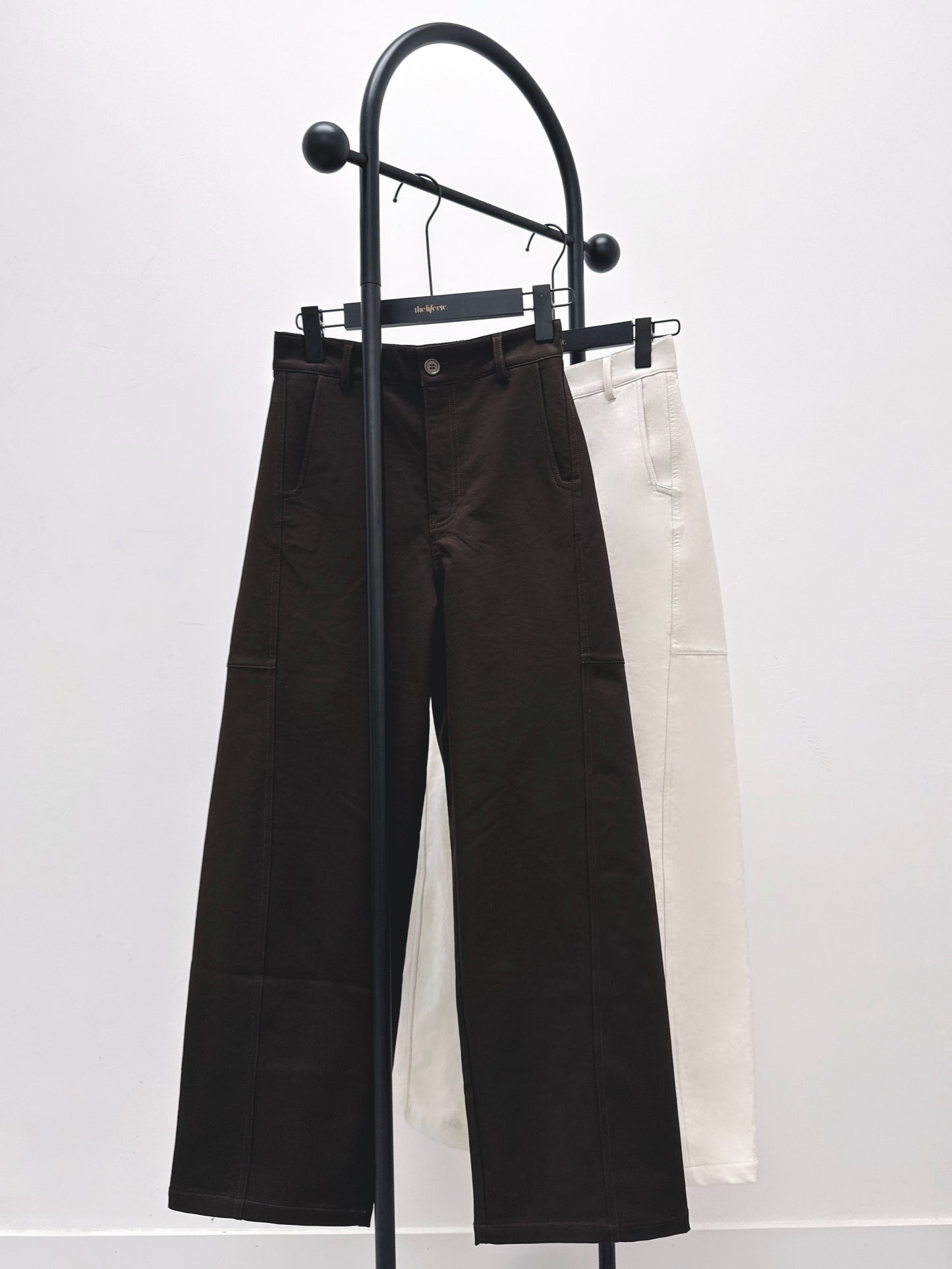 Barn Fit Straight-leg Trousers