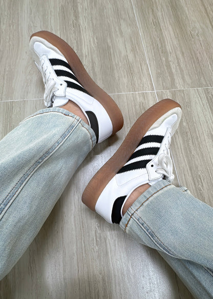 Texas Straight-leg Jeans