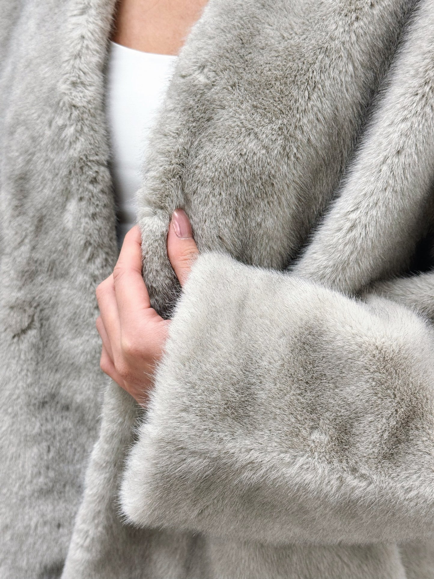 [PREMIUM] Snow Smasher Faux Fur Jacket