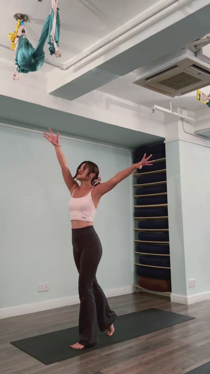 [New Colour!] SculptFlex Flare leggings